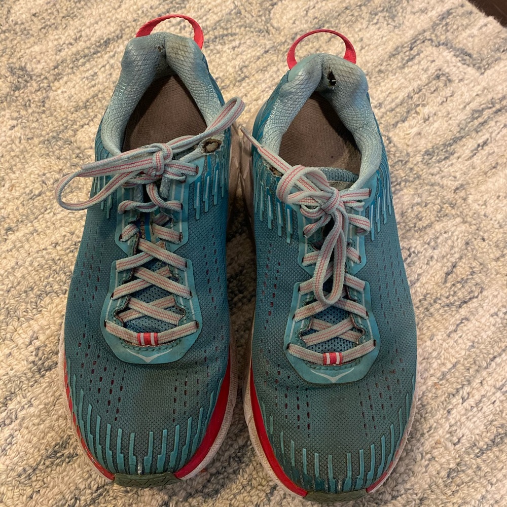 Hokas Size 8